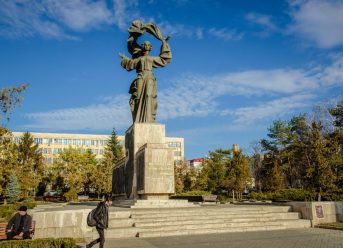 Monumentul Independenței din Piața Independenței